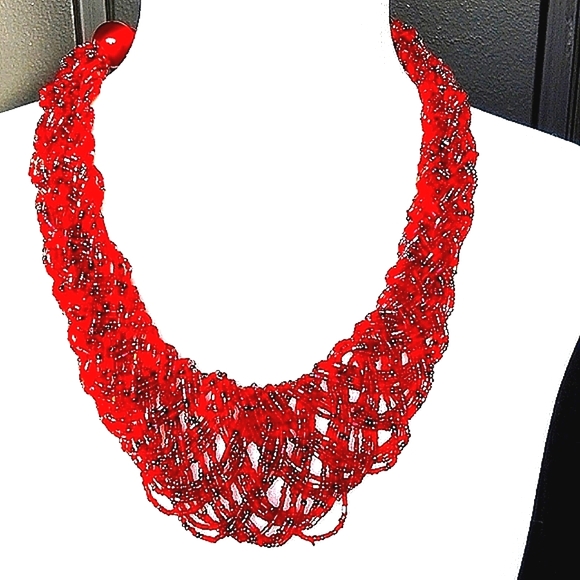 Glass seed bead vintage woven red necklace - Picture 1 of 6